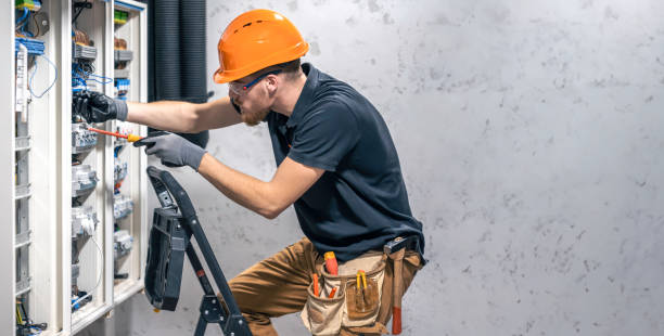 Best Electrical Repair Services  in Callahan, FL